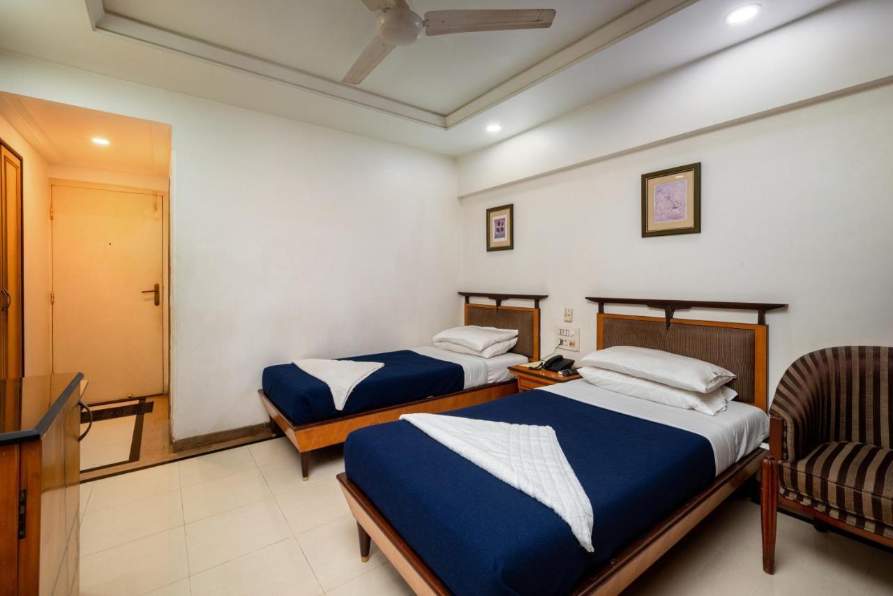 Hotel Balwas International มุมไบ ภายนอก รูปภาพ